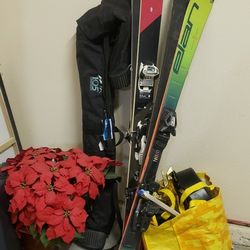 Sets Of Skiis