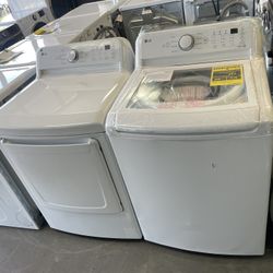 LG 4.3 Cu Top Load Washer & Gas Dryer Set In White 