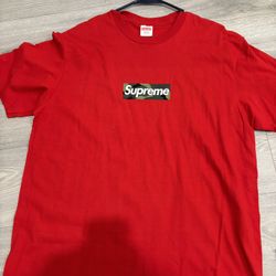 SUPREME BOX LOGO