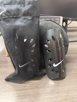 Nike Soccer Shin Guards- Youth  Medium