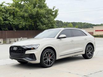 2022 Audi Q8