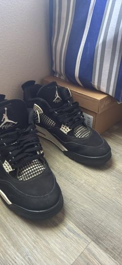 Jordan 4s size 11.5