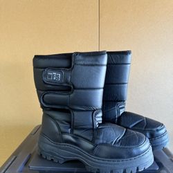 ❄️ Moon Boots Snow Boots Men’s Size 12 – Ready for the Streets! ❄️