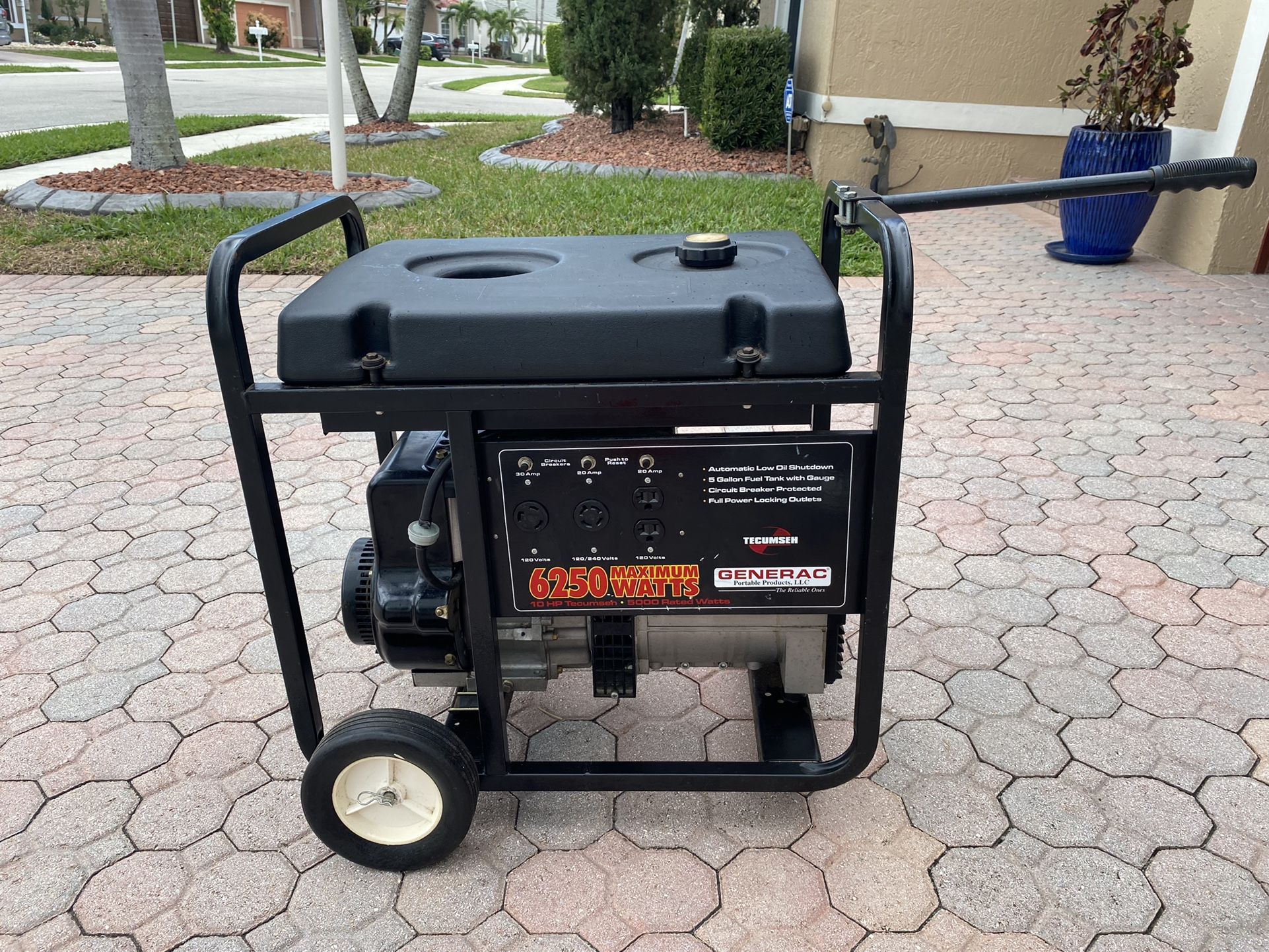 GENERAC 6250 GAS GENERATOR