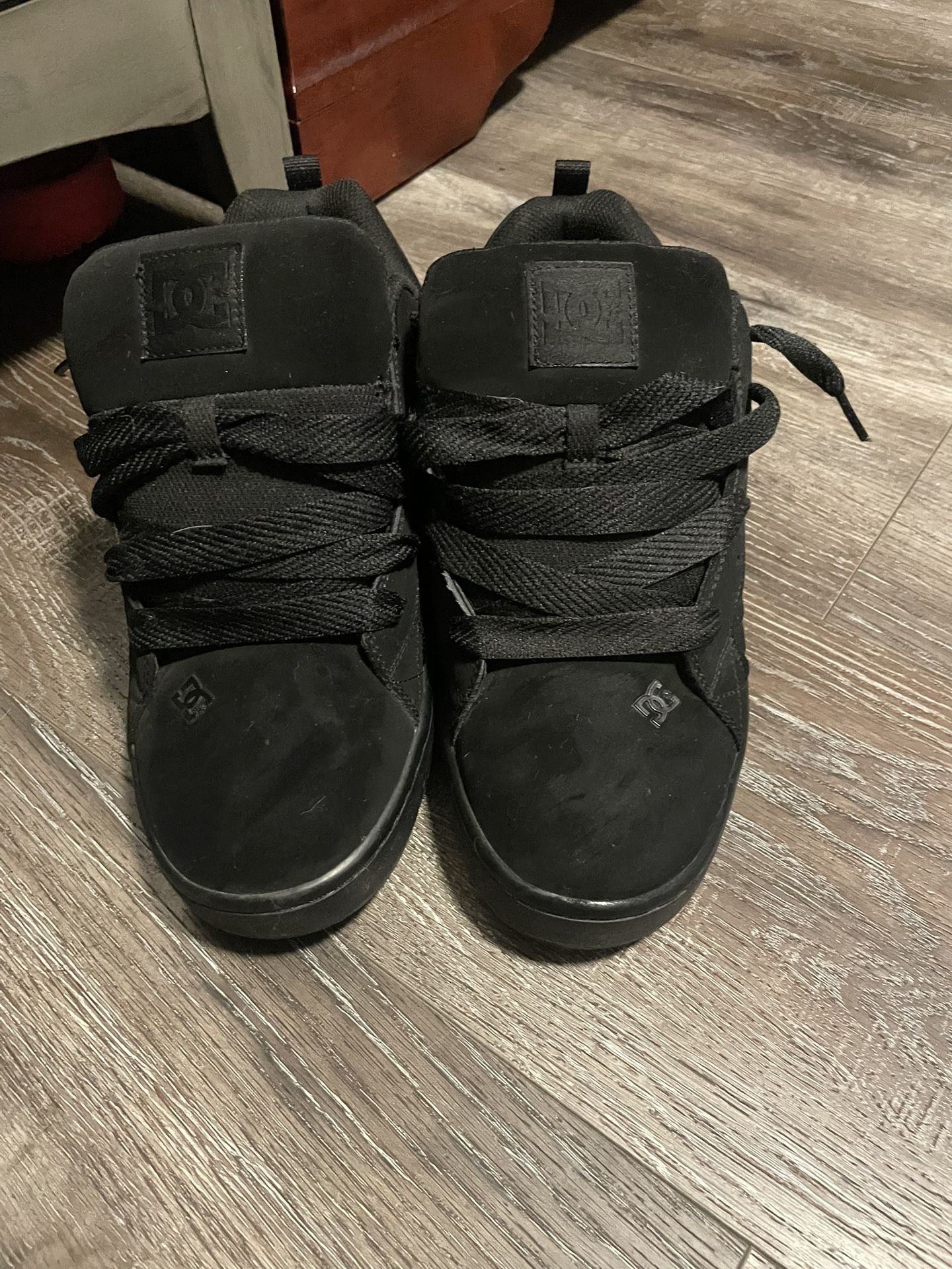 Black DC Graffik skate shoes