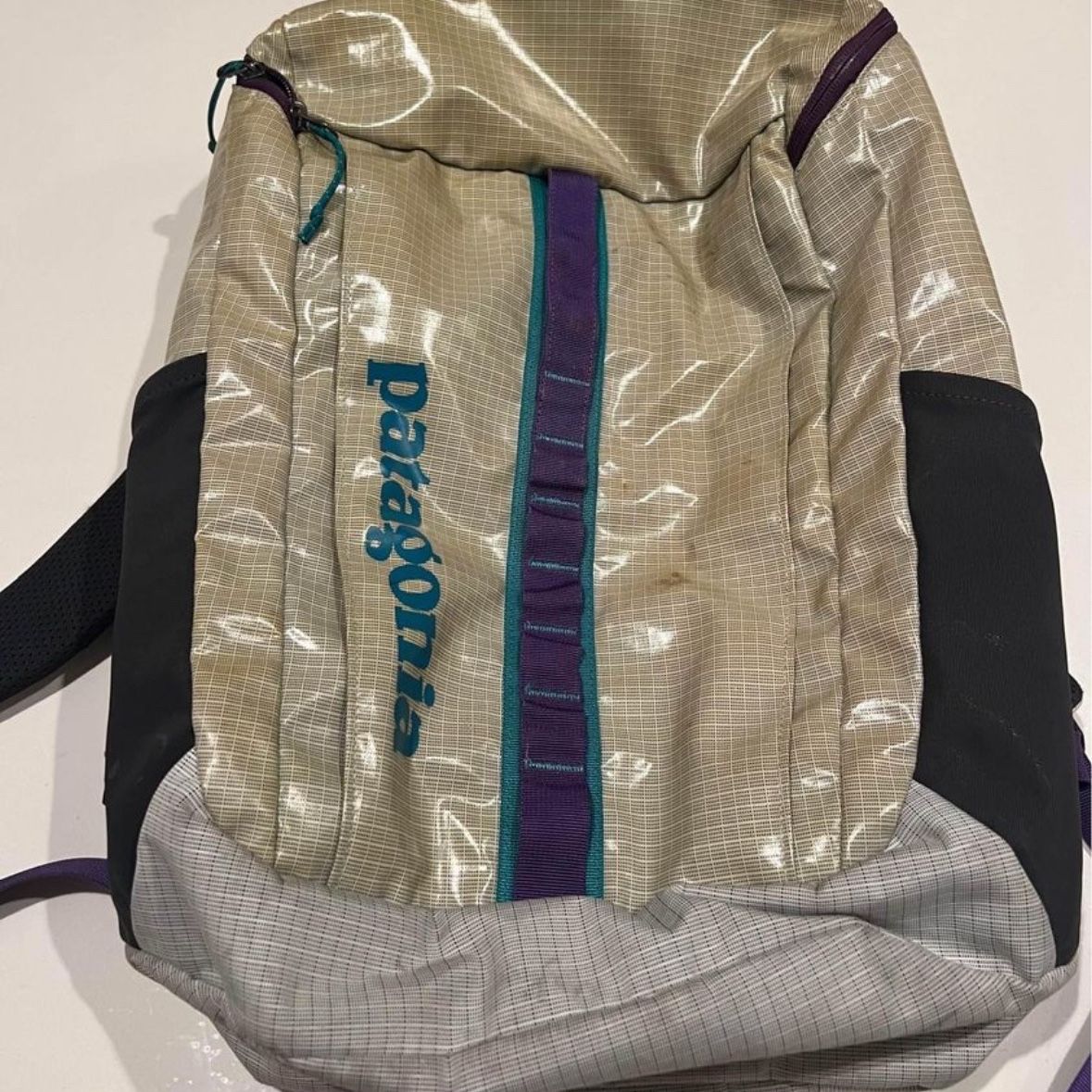 Patagonia Black Hole 25L Backpack for Sale in Anaheim CA OfferUp