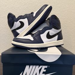 5Y Air Jordan 1 Retro High OG – Midnight Navy 