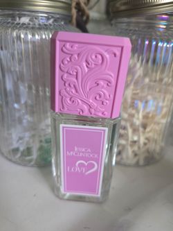 Jessica McClintock Love Eau de Parfum – 3.4 oz
New Without Box (NWOB)