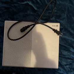 Xbox 1 Only power cord no HDMI Or Controller $120 OBO