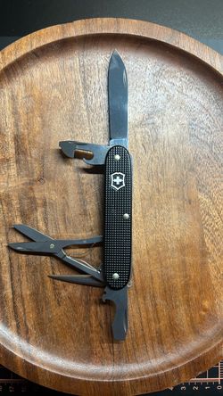 Victorinox Pioneer X Alox
