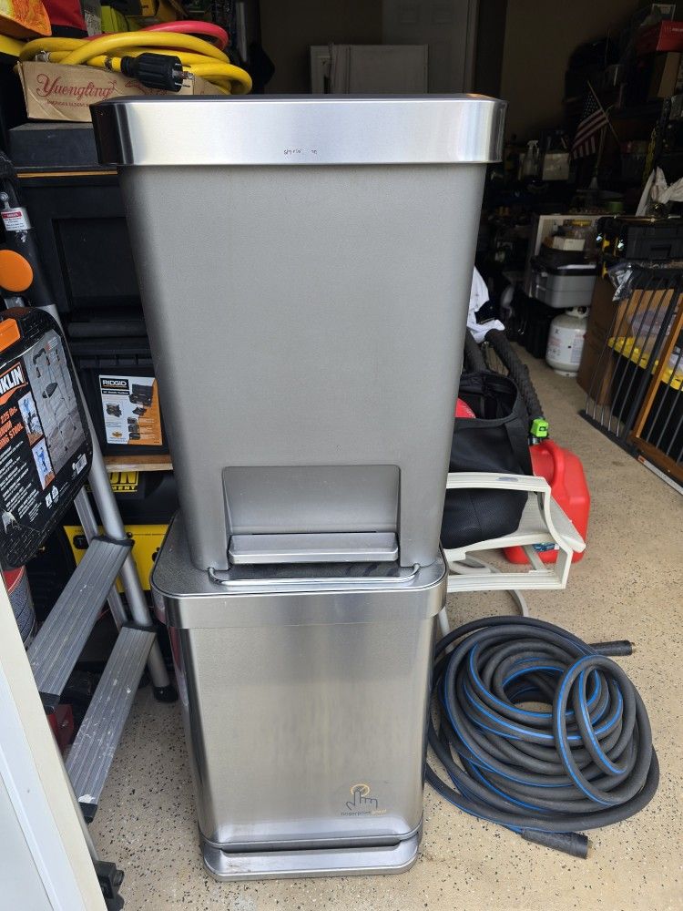 2 Foot Press 30 Gal Trash Cans. 