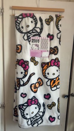 Cheetah Hello kitty blanket