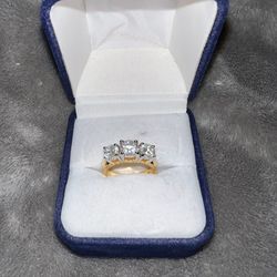 18k Gold Diamond Ring
