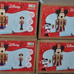 Mickey And Minnie Nutcracker 