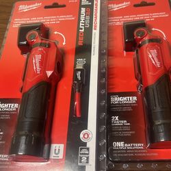 Milwakee 500l Pivoting Flashlight 