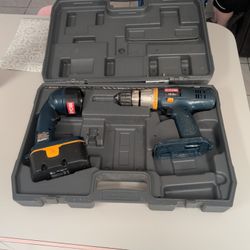 Ryobi Drill And Flashlight 18v Please Read