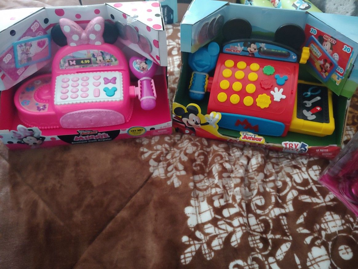 Brand New Disney Princesses And Mickey Minnie Mouse , Imaginext Yeti And Pink Fong Baby Shark Toys