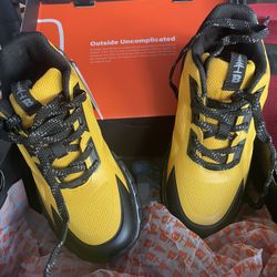 New Women’s Bass Hiking Boot