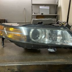 2005 Acura TL Headlights