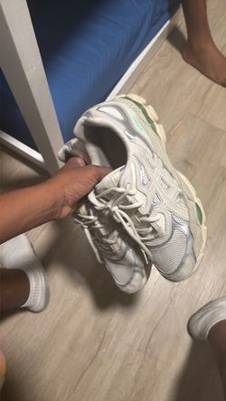 Asics Gel nyc size 10