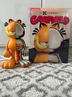 Garfield XXRAY+ Vinyl Figure by Nickelodeon