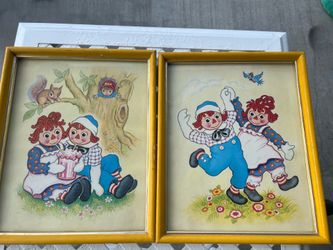 VTG 1973 Raggedy Ann and Andy framed lithograph print produced by the Bobbs-Merrill Company. 10x8” Wood Frames
