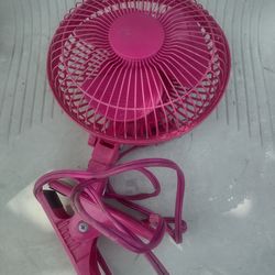 SMALL. DESKTOP FAN.  $3