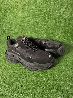 Balenci Triple S Men's Size 9 & 9.5 Men's