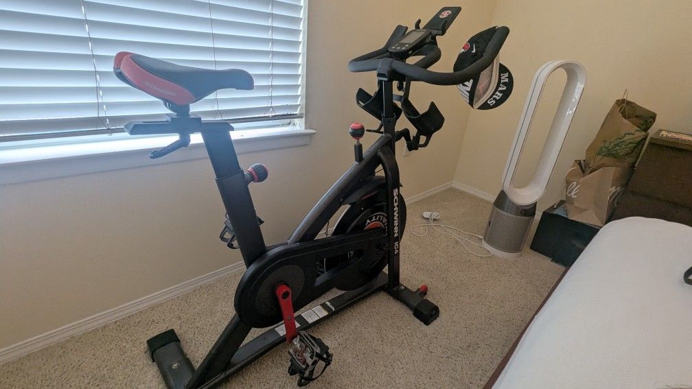 Spin bike Schwinn IC4