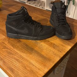 Size 9 Air Jordan’s 