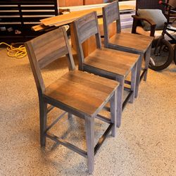 3 Bar Stools