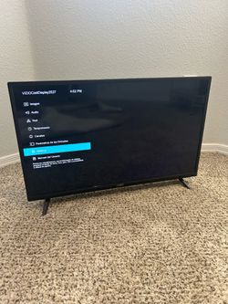 VIZIO D-Series 32" Smart TV (D32h-G9)