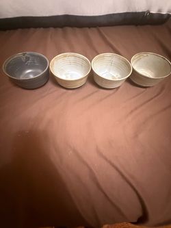 Ceramic bowls