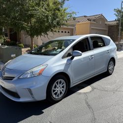 2012 Toyota Prius V