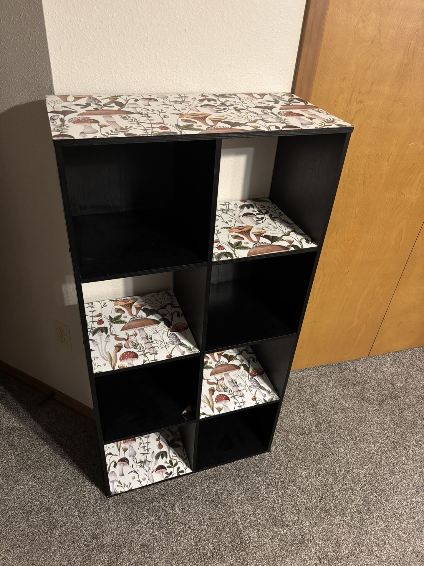 Free Black Shelf
