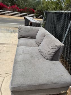Free sectional