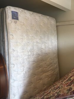 Queen size matrees boxprin
