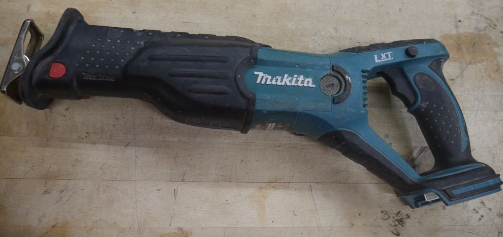 Makita BJR181 sawzall tool only 883676-2