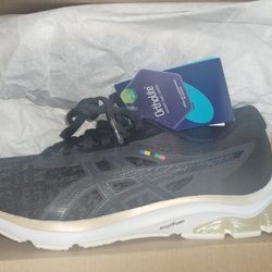 Asics Shoes. Size 8.5