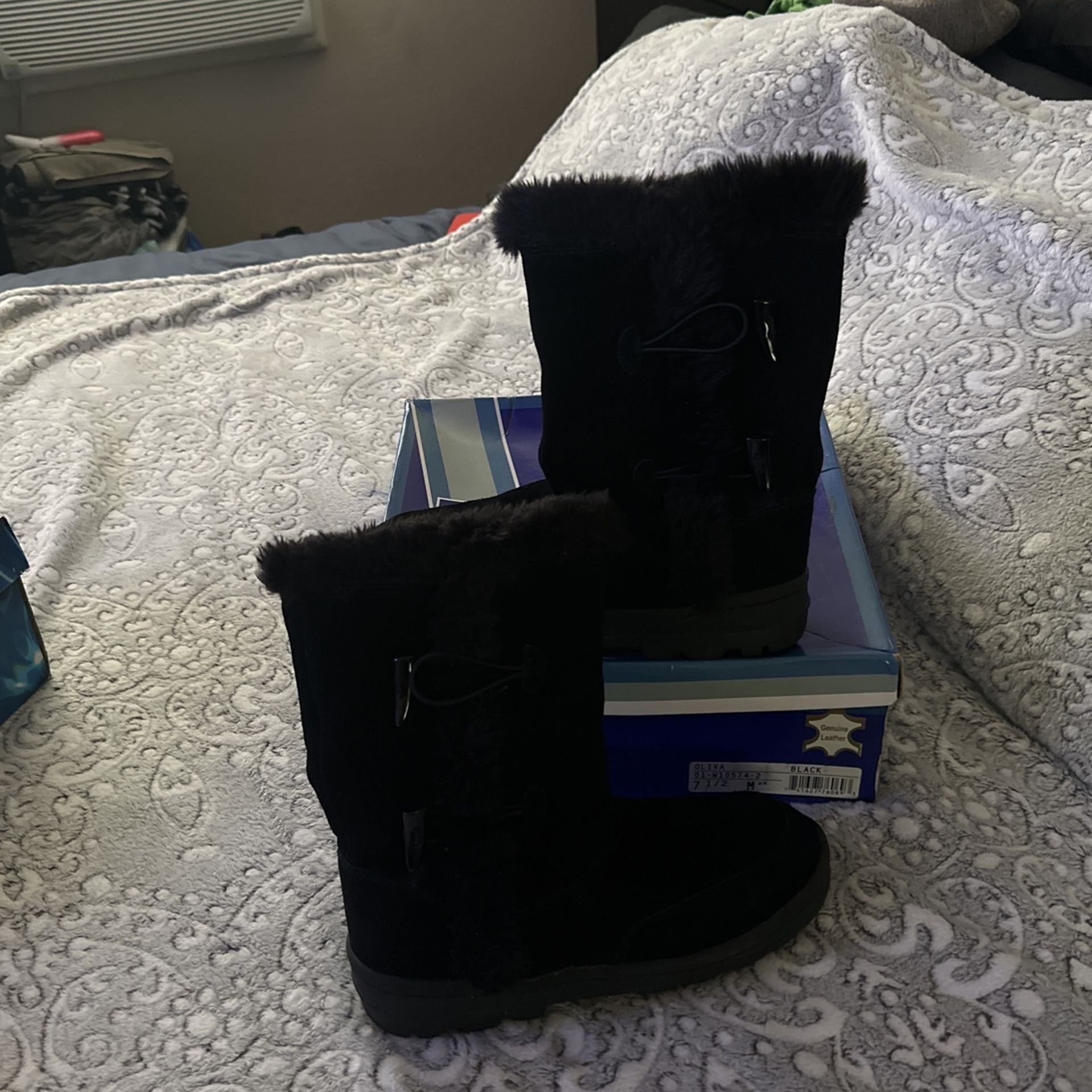 White mountain boots