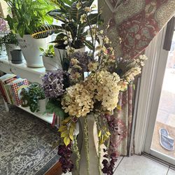 Silk Flowers, Home Decor , Vase, 