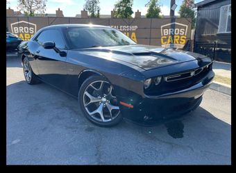 Dodge Challenger RT