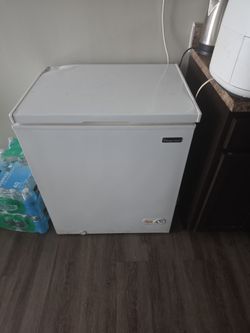 Deep freezer