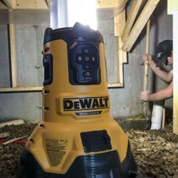 Dewalt work light station
