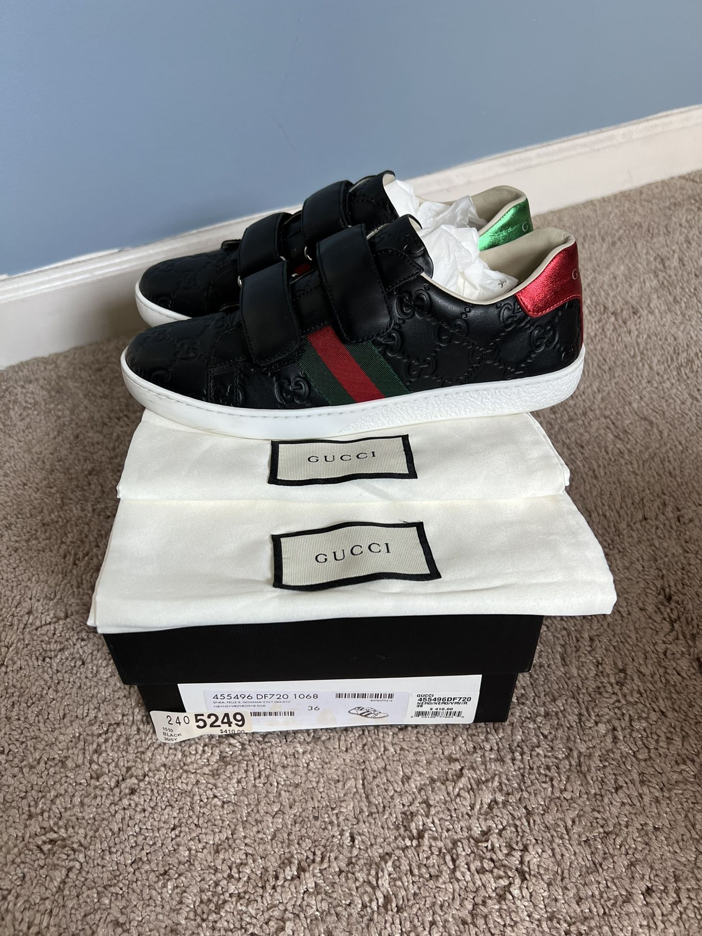 Gucci Signature Sneakers With Web Size 5Y/36