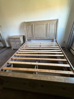 Solid Wood Bed with Storage Drawers – Strong & Clean