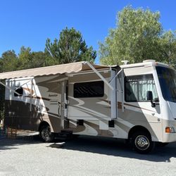 2012 Itasca Sunstar 30T