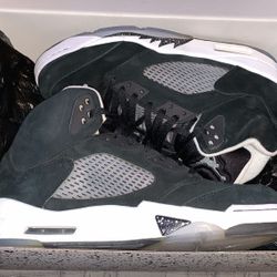 Jordan Retro 5 Oreo.
