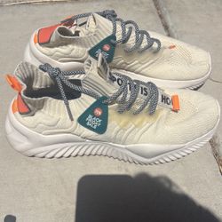 Men’s Shoes 