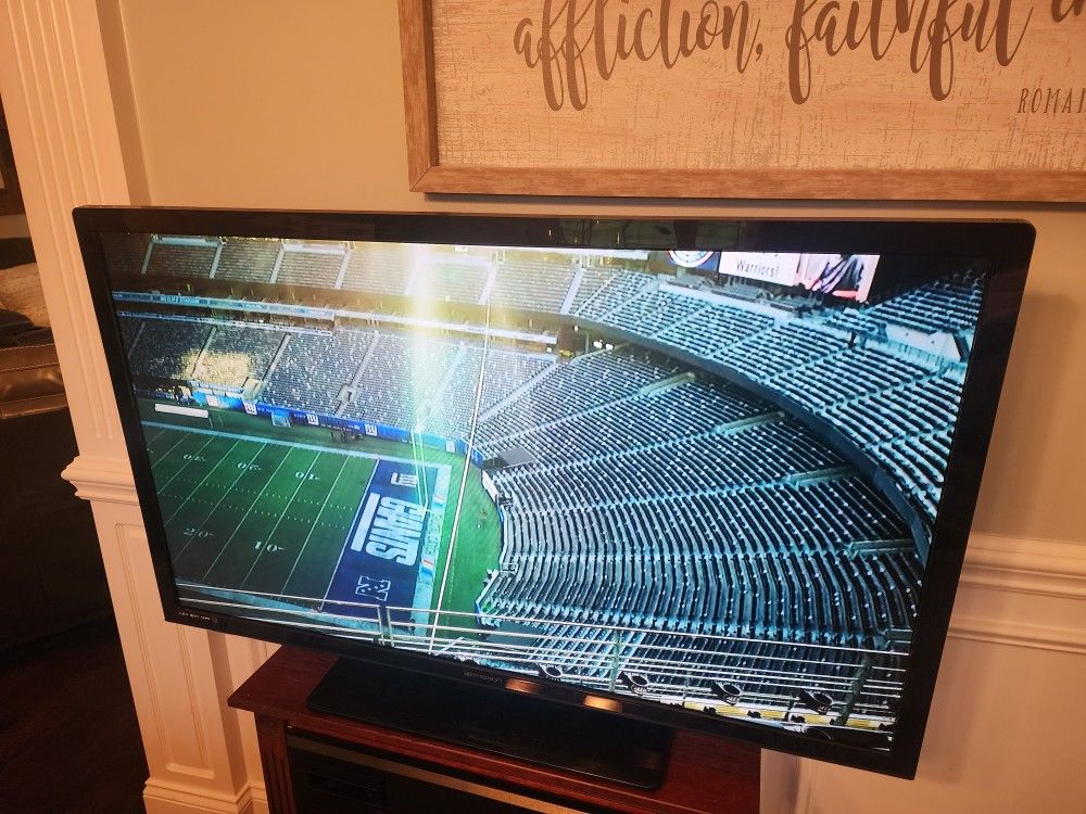 *** 50" TV ***